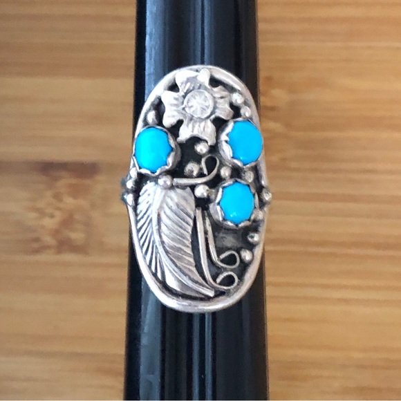 $98 Signed Southwest Artisan Vintage Estate Ring  Size 8 & 3/4 Marked F Sterling - Picture 5 of 10